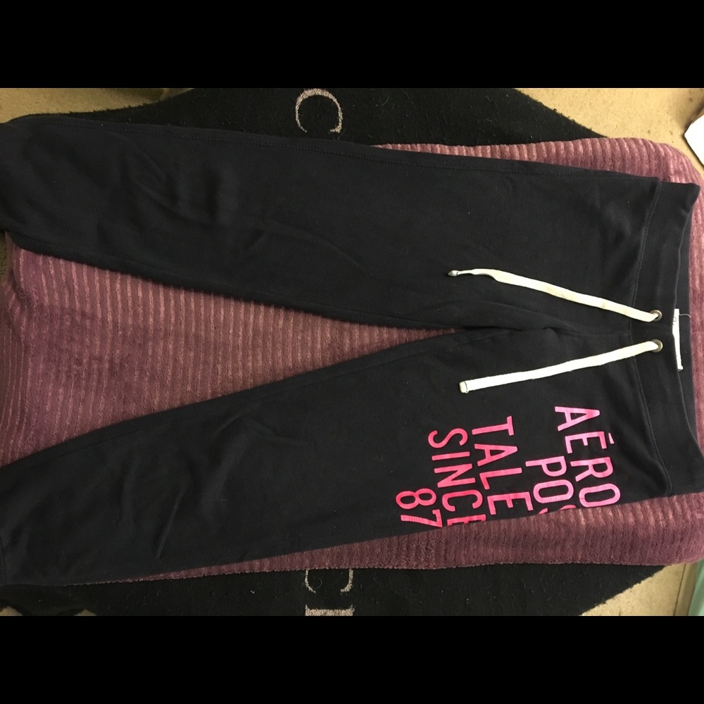 Aeropostale Capri Sweatpants